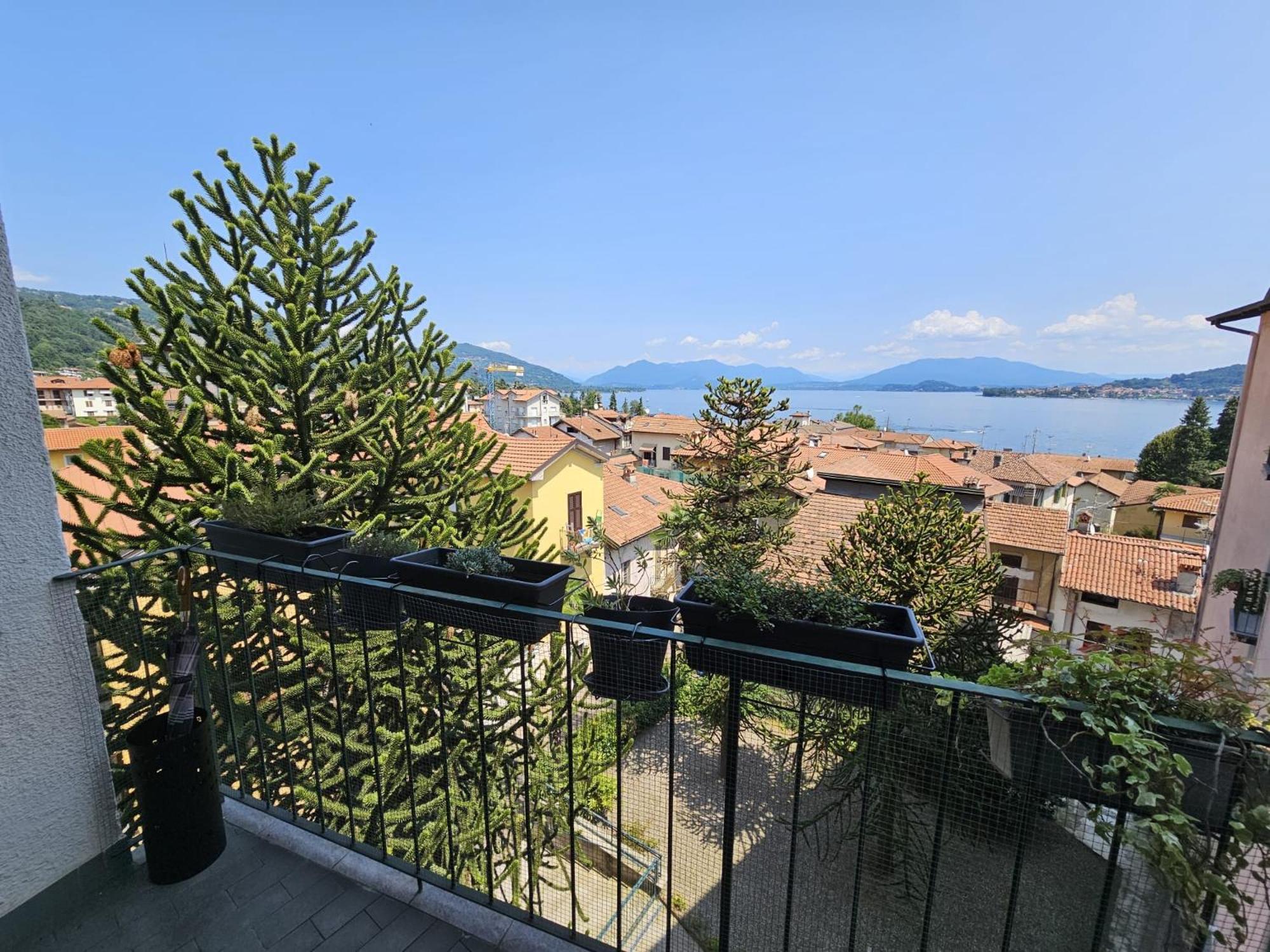 Lake View 梅纳 外观 照片