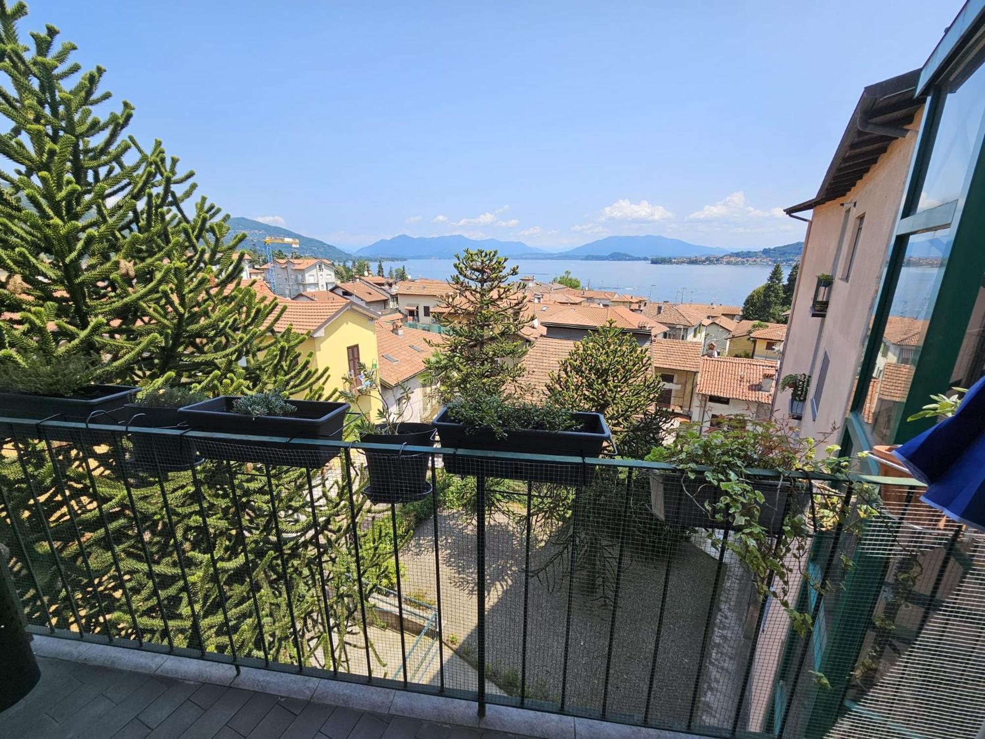 Lake View 梅纳 外观 照片